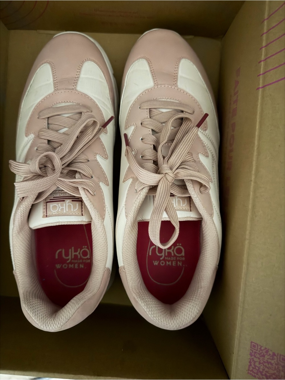 Ryka Confident Women's Sneaker Size 10 Wide